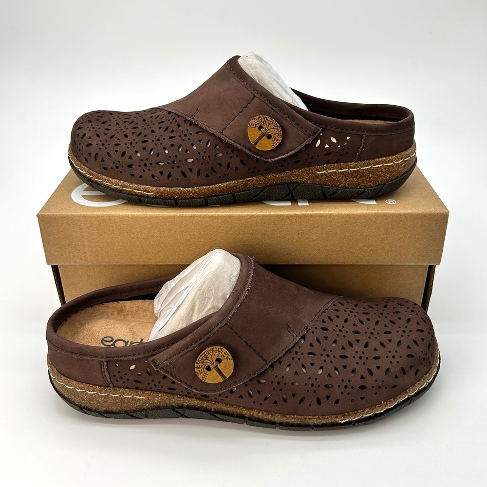 Womens Clogs Earth Erinn Size 8 Dark Brown Leather Slip-on Flat Mules Comfy NEW - Picture 1 of 7